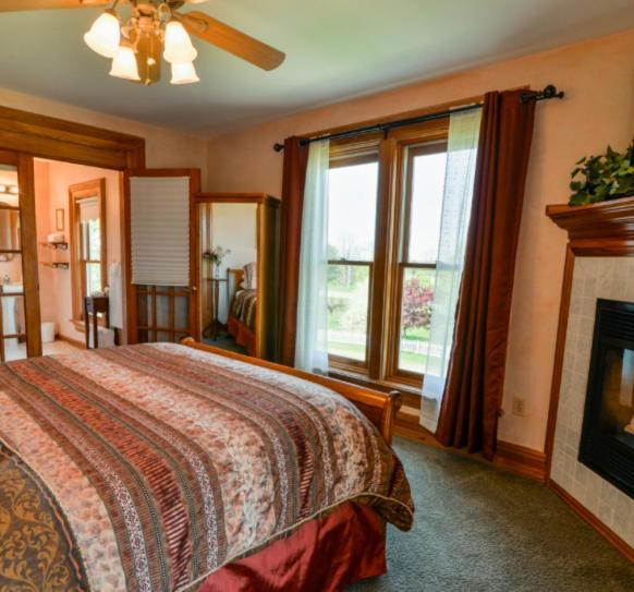 Country Hermitage Bed & Breakfast Acme Exterior foto